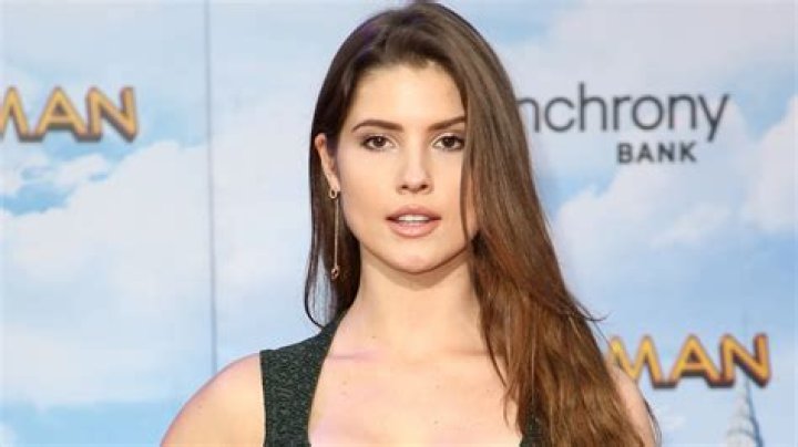 Amanda Cerny Biography, Age, Height, Husband, Net Worth, Family