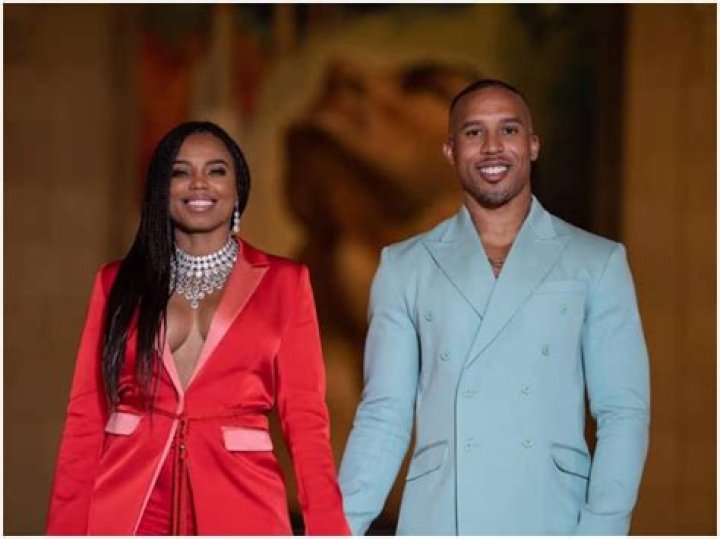 Angela Hill Biography, Age, Height, Husband, Net Worth, Family