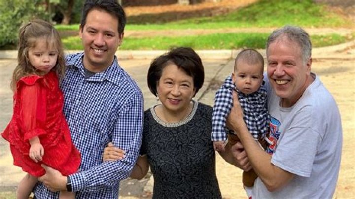 Angie Chen Button Biography, Age, Height, Husband, Net Worth, Family