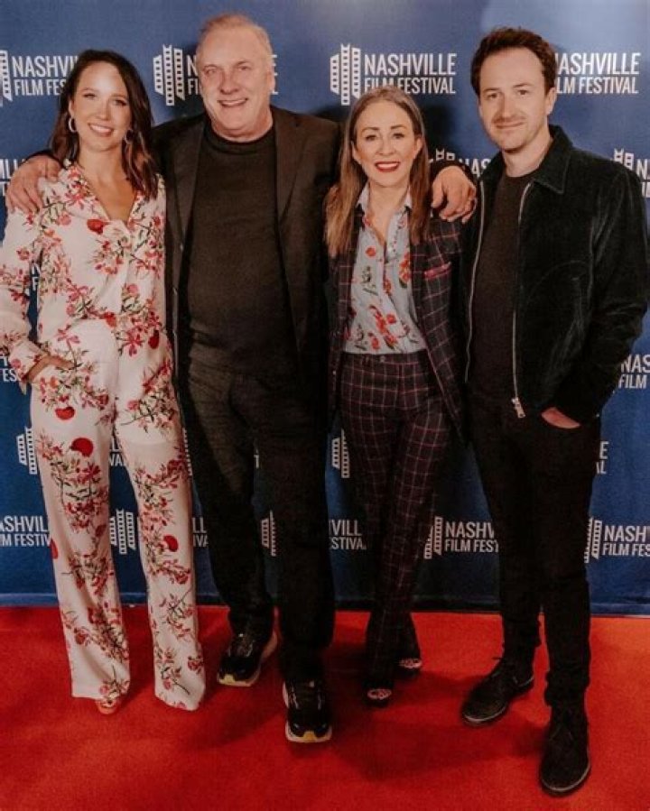 Ashton St. Thomas-Love Biography, Age, Height, Wife, Net Worth, Family