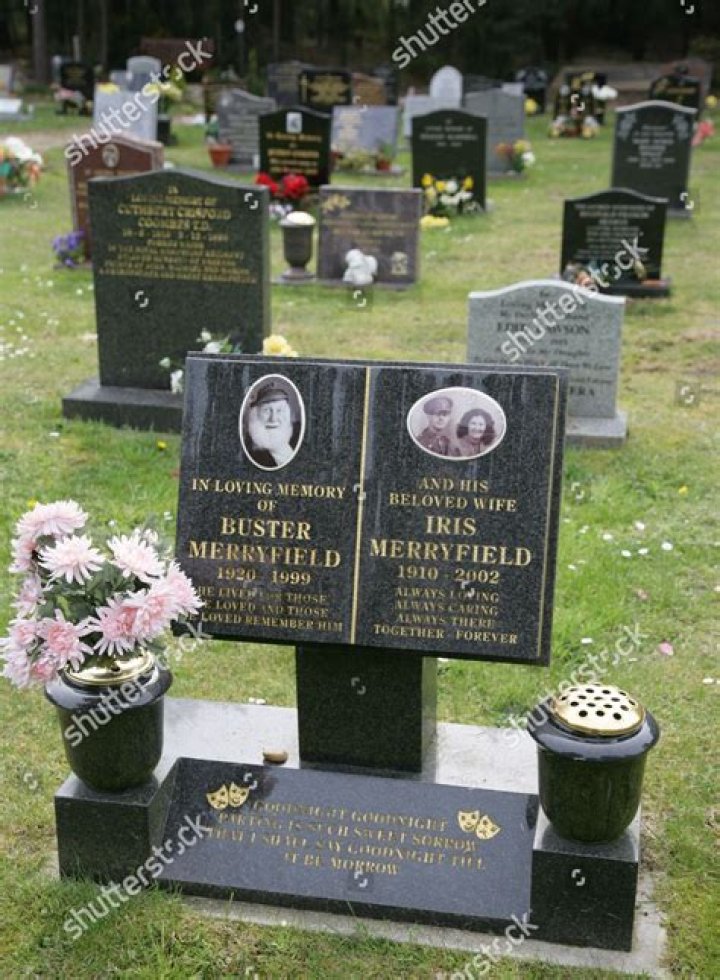 Buster Merryfield Biography, Age, Height, Wife, Net Worth, Family