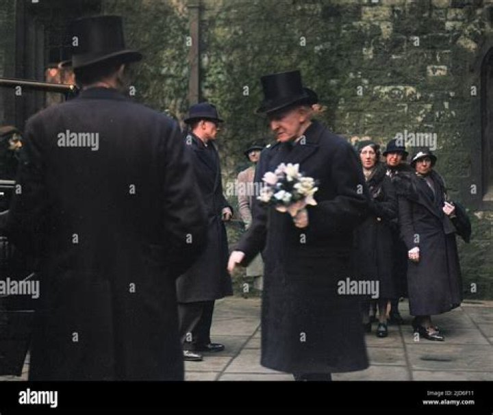 Cosmo Gordon Lang Biography, Age, Height, Wife, Net Worth, Family