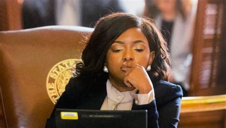 Courtney Reed Biography, Age, Height, Husband, Net Worth, Family