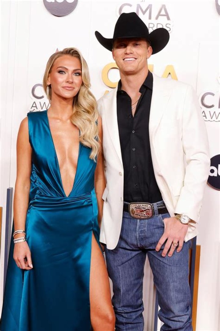 Craig Hertwig Biography, Age, Height, Wife, Net Worth, Family