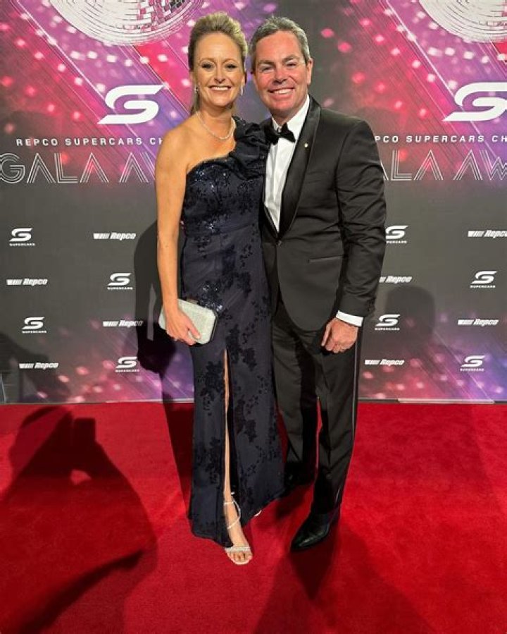 Craig Lowndes Biography, Age, Height, Wife, Net Worth, Family