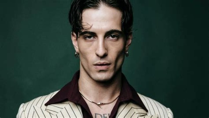 Damiano Carrara biografía, edad, altura, esposo, net worth, familia