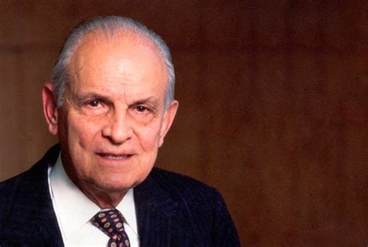 Daniel Servitje biografía, edad, altura, esposo, net worth, familia