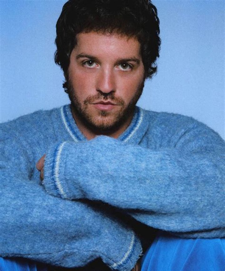 Eli Russell Linnetz biografía, edad, altura, esposo, net worth, familia