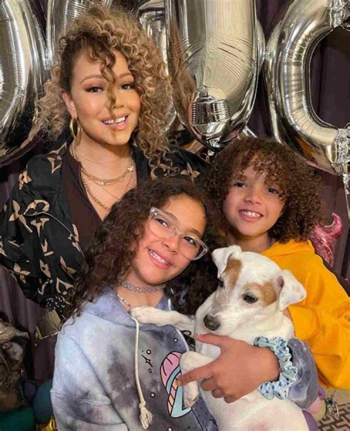 Emily Carey Biography, Age, Height, Husband, Net Worth, Family