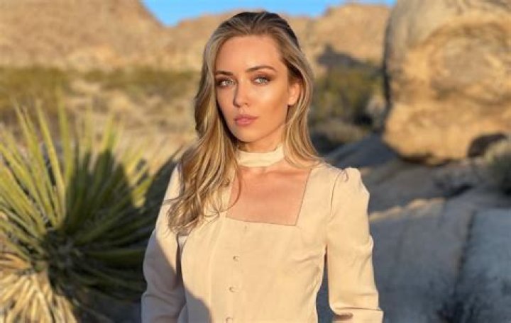 Esma Cannon Biography, Age, Height, Husband, Net Worth, Family