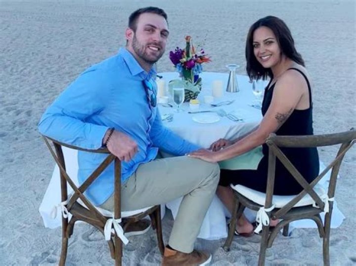 Estanislao Goya Biography, Age, Height, Wife, Net Worth, Family