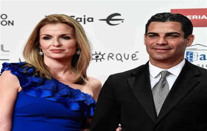 Francis X. Suarez biografía, edad, altura, esposo, net worth, familia