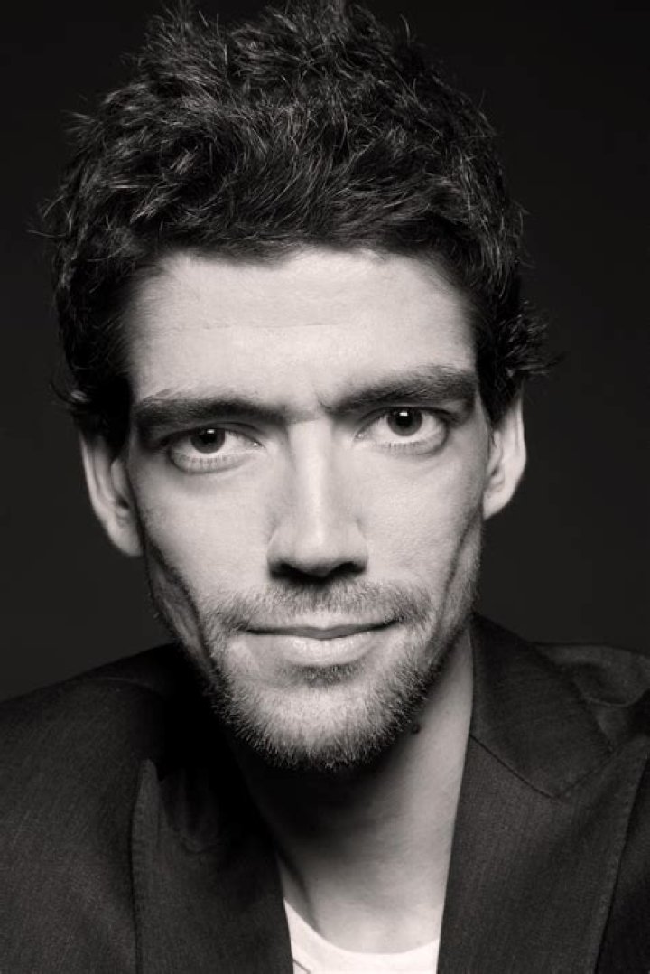 Javier Botet Biography, Age, Height, Wife, Net Worth, Family