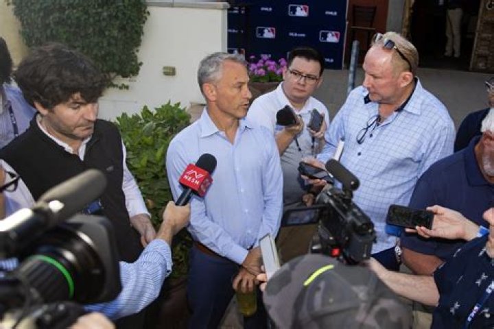 Jed Hoyer Biography, Age, Height, Wife, Net Worth, Family