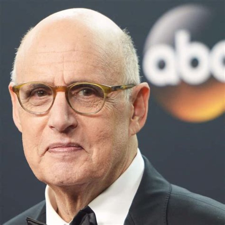 Jeffrey Tambor Biography, Age, Height, Wife, Net Worth, Family