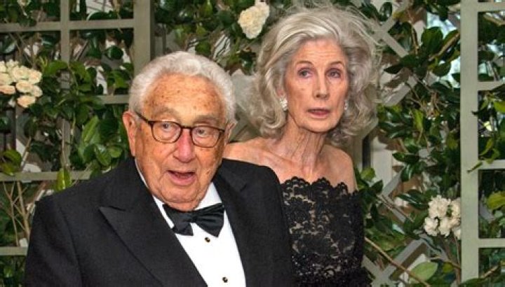 John Maginnes Biography, Age, Height, Wife, Net Worth, Family