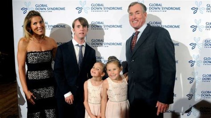 John McGinley Biography, Age, Height, Wife, Net Worth, Family