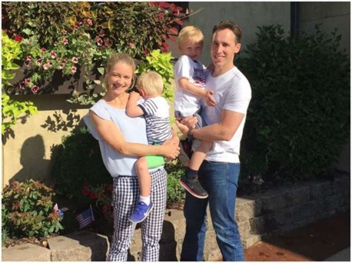 Josh Hawley Biography, Age, Height, Wife, Net Worth, Family