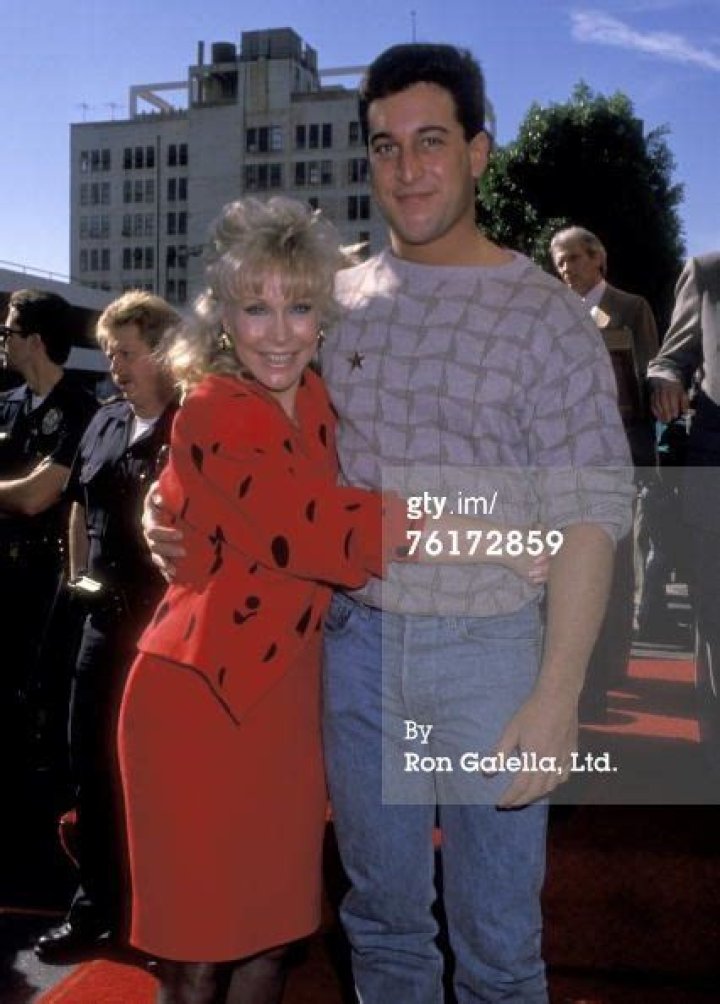 Julie Ansara Biography, Age, Height, Husband, Net Worth, Family