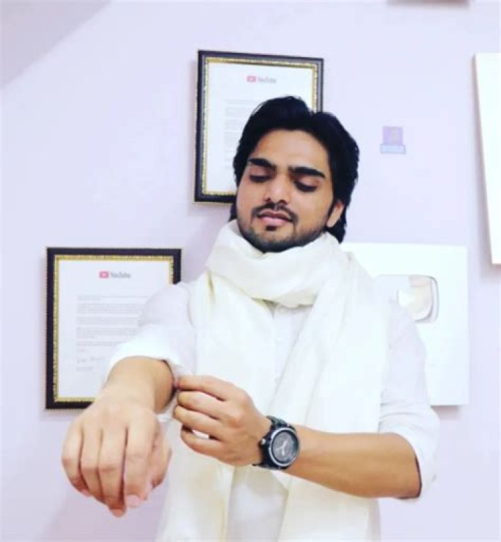 Kashif Khan Biography, Age, Height, Net Worth, Family