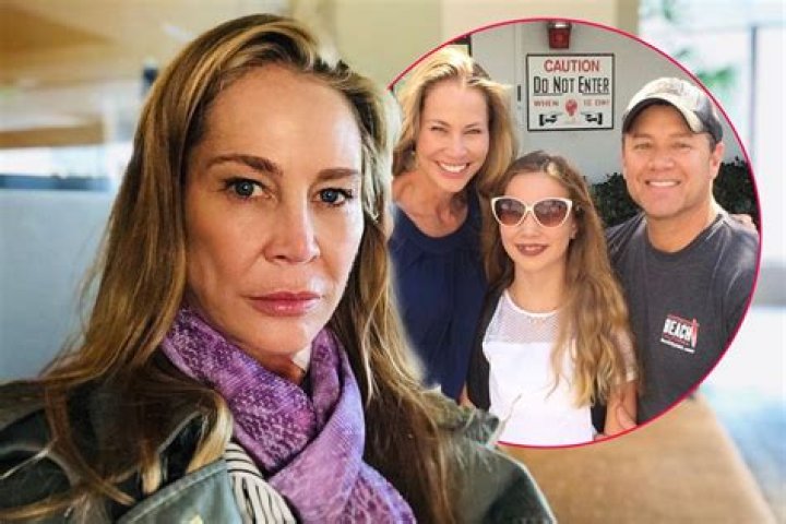 Kathleen Kinmont Biography, Age, Height, Husband, Net Worth, Family