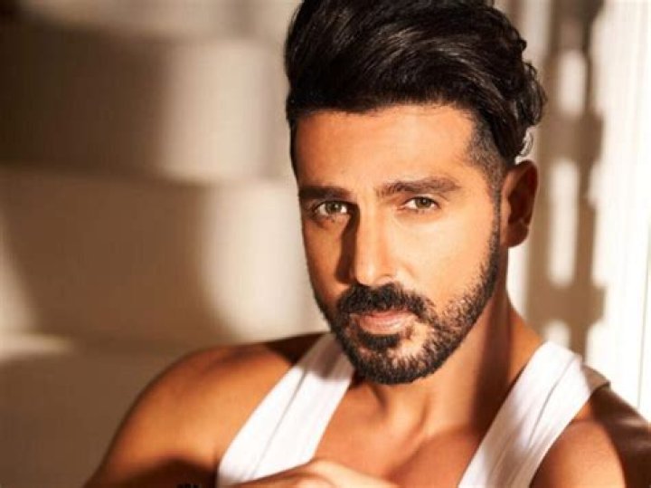 Khaled Khan Biography, Age, Height, Wife, Net Worth, Family