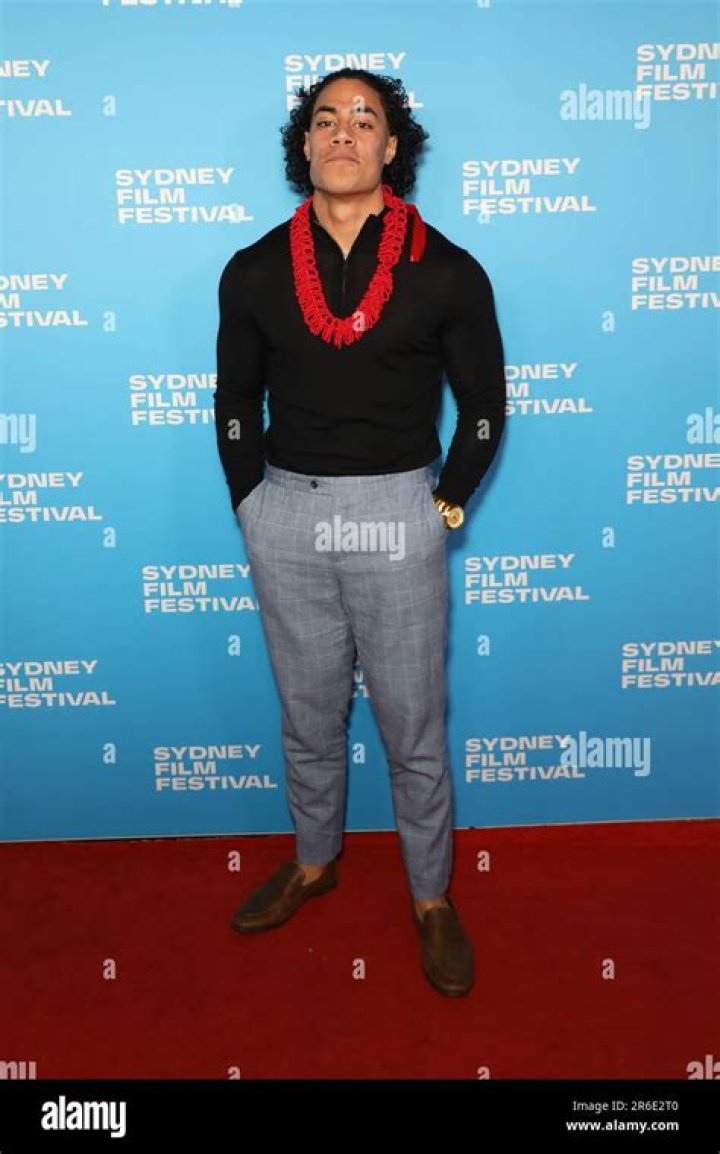 Leo Koloamatangi Biography, Age, Height, Wife, Net Worth, Family