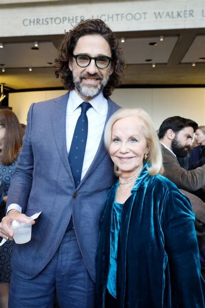 Linda LeRoy Janklow biografía, edad, altura, esposa, net worth, familia