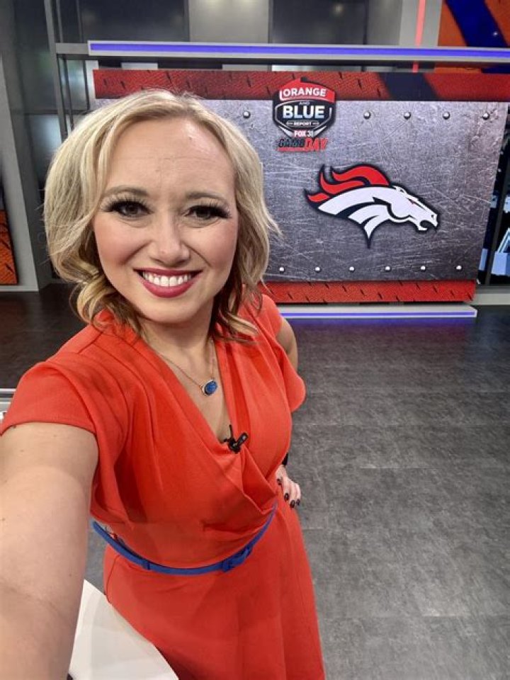 Liz Rose Biography, Age, Height, Husband, Net Worth, Family