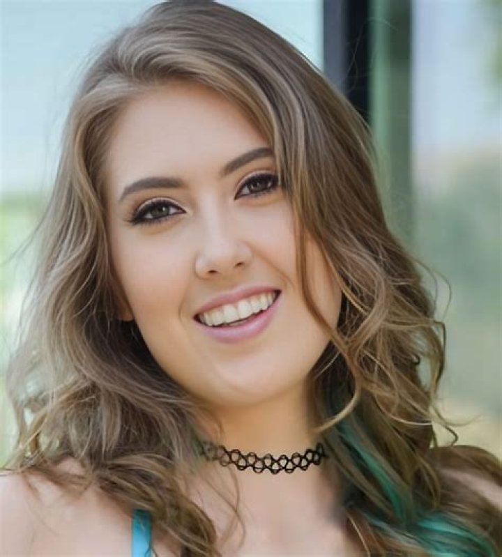 Madison Rayne Biography, Age, Height, Husband, Net Worth, Family