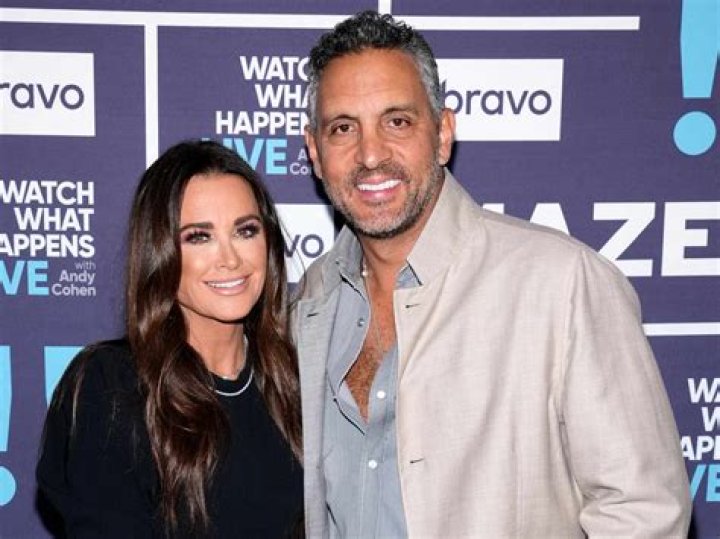 Mauricio Umansky Biography, Age, Height, Wife, Net Worth, Family