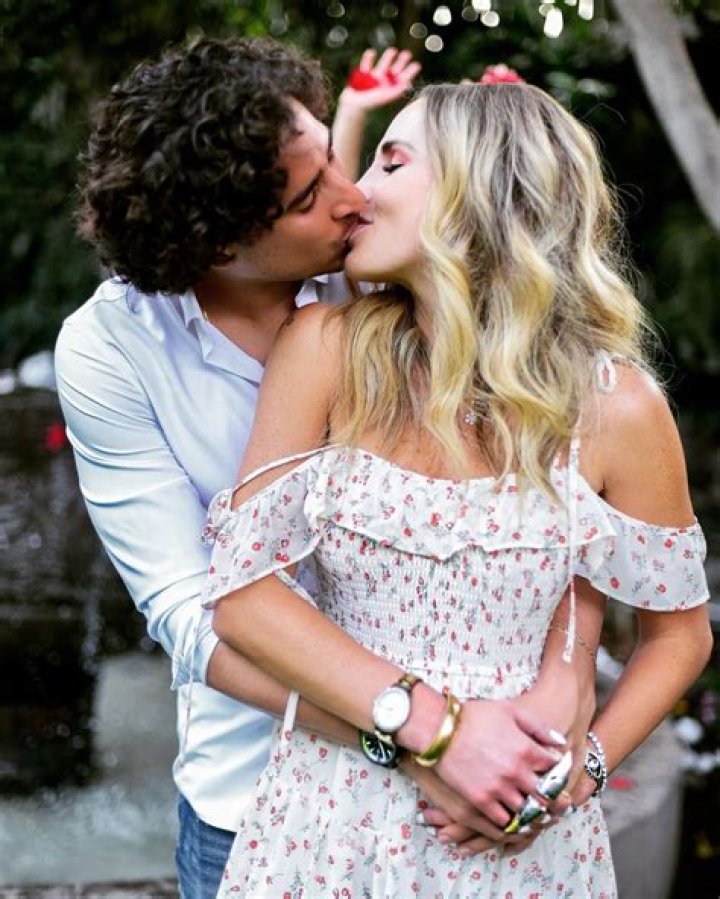 Naima Mora biografía, edad, altura, esposa, net worth, familia