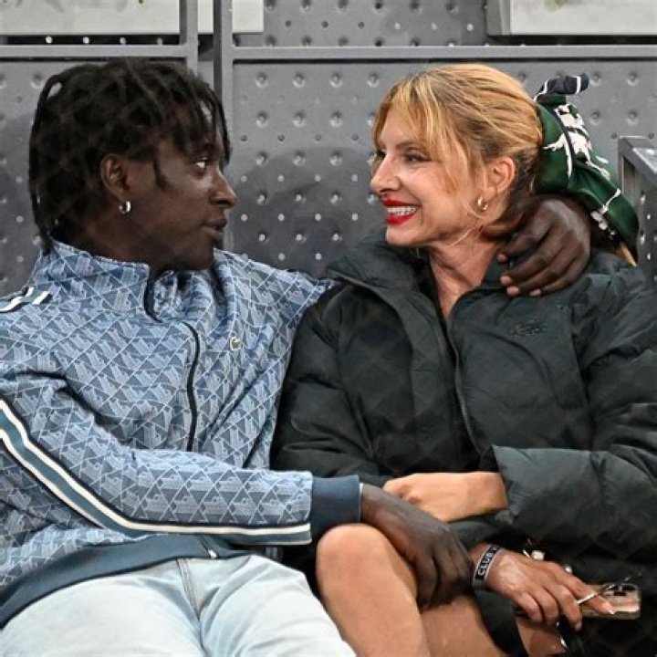 Najwa Nimri Biography, Age, Height, Husband, Net Worth, Family