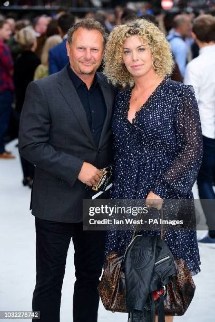 Neil Stuke Biography, Age, Height, Wife, Net Worth, Family