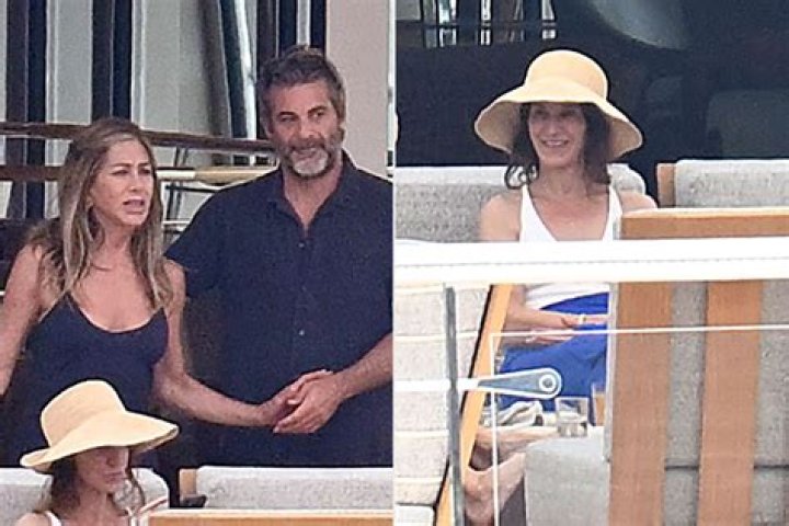 Nicole Aniston biografía, edad, altura, esposa, net worth, familia