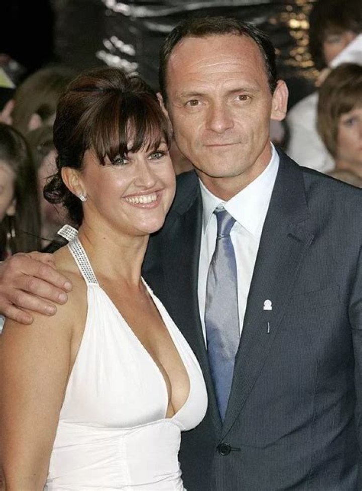 Perry Fenwick Biography, Age, Height, Wife, Net Worth, Family