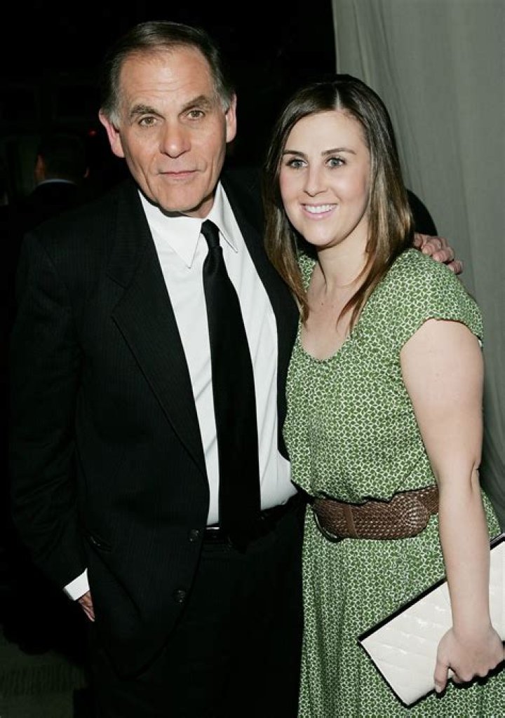 Robert Graysmith Biography, Age, Height, Wife, Net Worth, Family