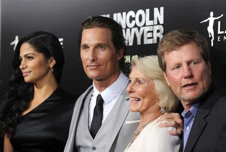 Rooster McConaughey biografía, edad, altura, esposo, net worth, familia