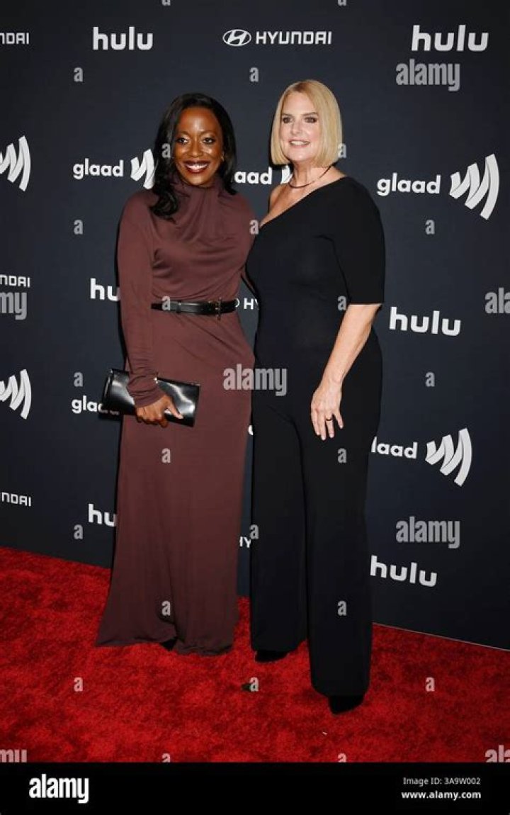 Sarah Kate Ellis biografía, edad, altura, esposa, net worth, familia