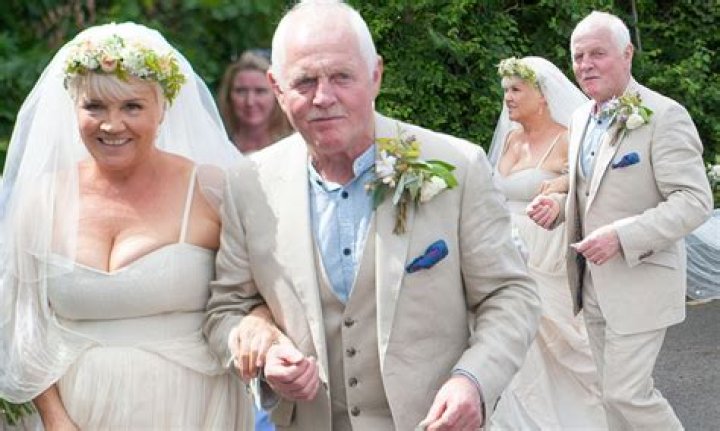 Shawn Chittle Biography, Age, Height, Wife, Net Worth, Family