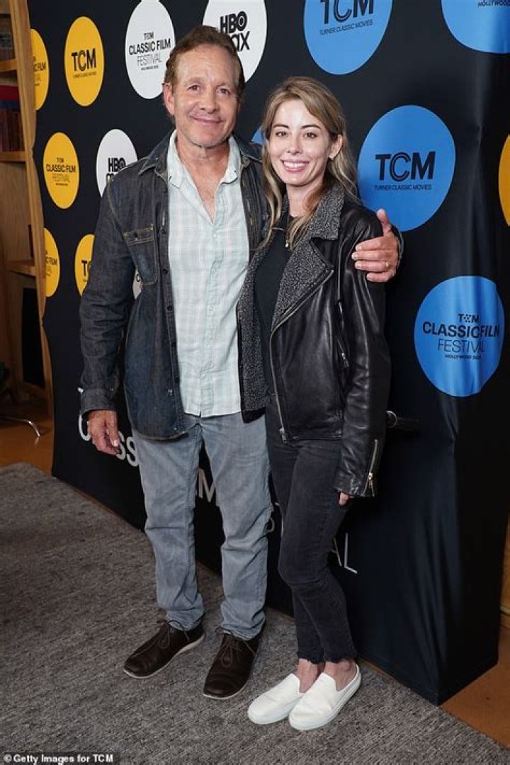 Steve Guttenberg Biography, Age, Height, Wife, Net Worth, Family