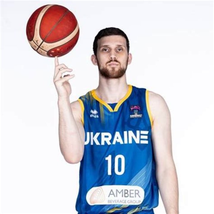 Sviatoslav Mykhailiuk Biography, Age, Height, Wife, Net Worth, Family