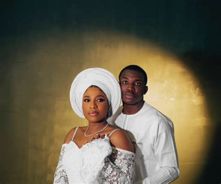 Theo Landey Biography, Age, Height, Husband, Net Worth, Family