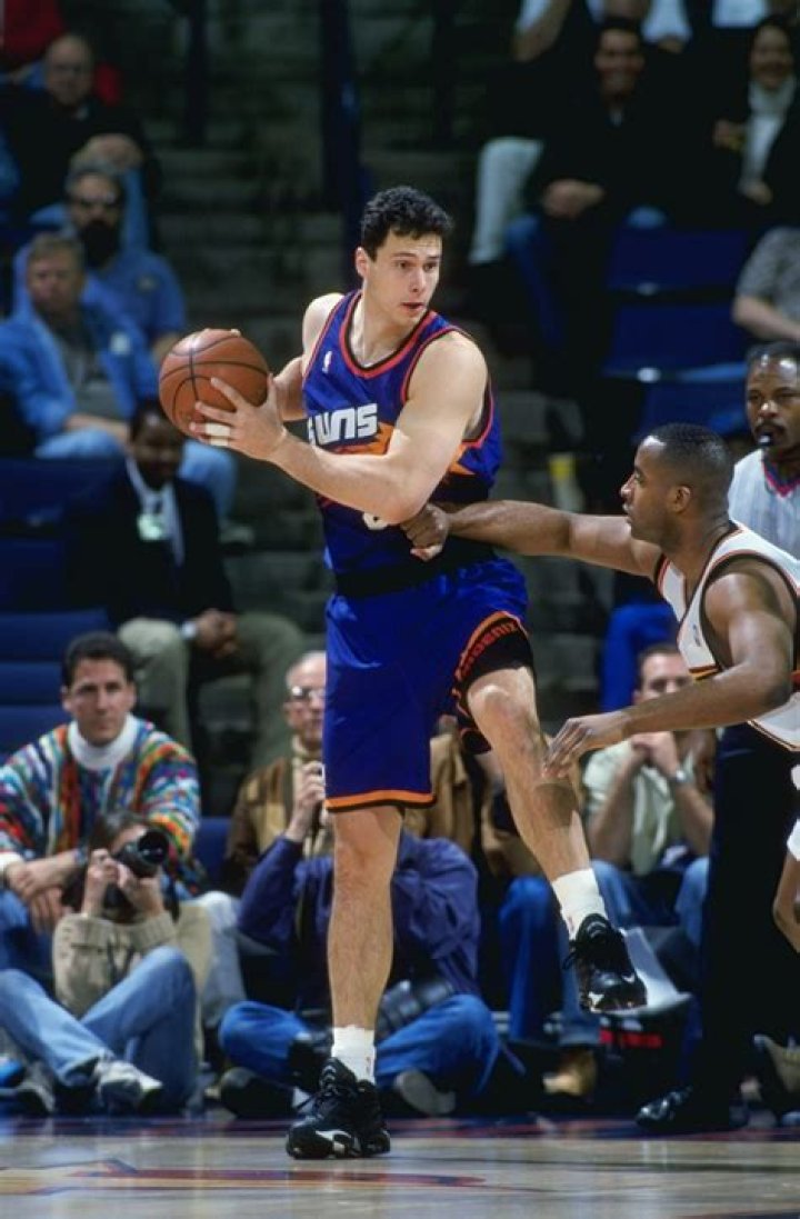 Tom Gugliotta Biography, Age, Height, Wife, Net Worth, Family