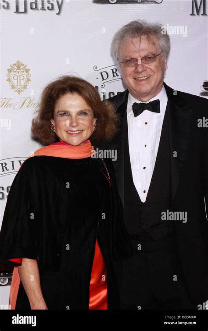 Tovah Feldshuh Biography, Age, Height, Husband, Net Worth, Family