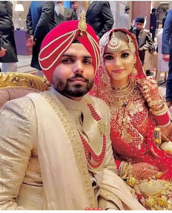 Uttam Dhillon Biography, Age, Height, Wife, Net Worth, Family