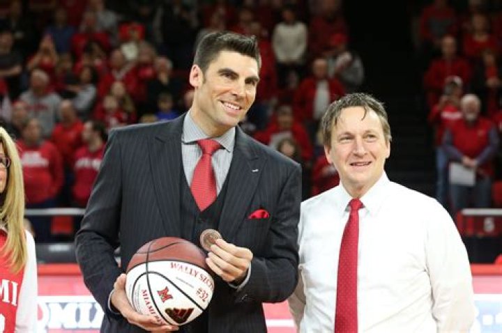 Wally Szczerbiak Biography, Age, Height, Wife, Net Worth, Family