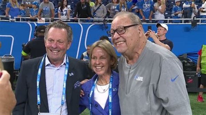 Wayne Fontes Biography, Age, Height, Wife, Net Worth, Family